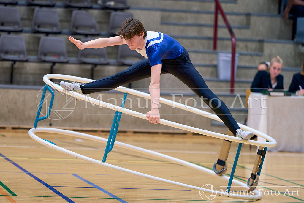 2024-11-09-4-D-DSC01624 | Professionelle Sportfotografie in Hamburg, Schleswig-Holstein und Niedersachsen – spezialisiert auf Rhönrad, Geräteturnen, Leistungsturnen und rhythmische Sportgymnastik. Bundesweite Begleitung von Rhönrad-Events. Jetzt Sport-Fotos - Realisiert mit Pictrs.com
