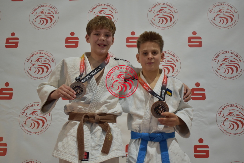 DSC_2637 | Fotos vom Adler Cup - Pictures from Adler Cup

Hier findet Ihr alle Eindrücke und großen Momente der Adler Cup Wochenenden. Here you will find all impressions and great moments of the Adler Cup weekends. - Realisiert mit Pictrs.com