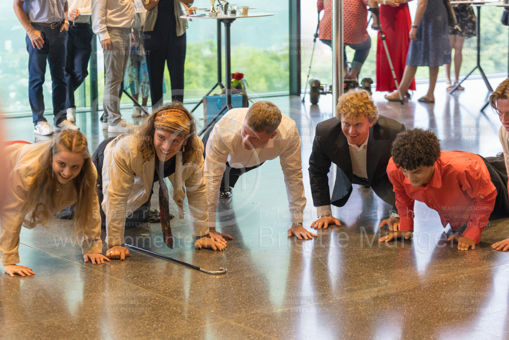 FeusiDiplomfeier_R6II3162 | Brigitte Münger / bmsportphotography - Realisiert mit Pictrs.com