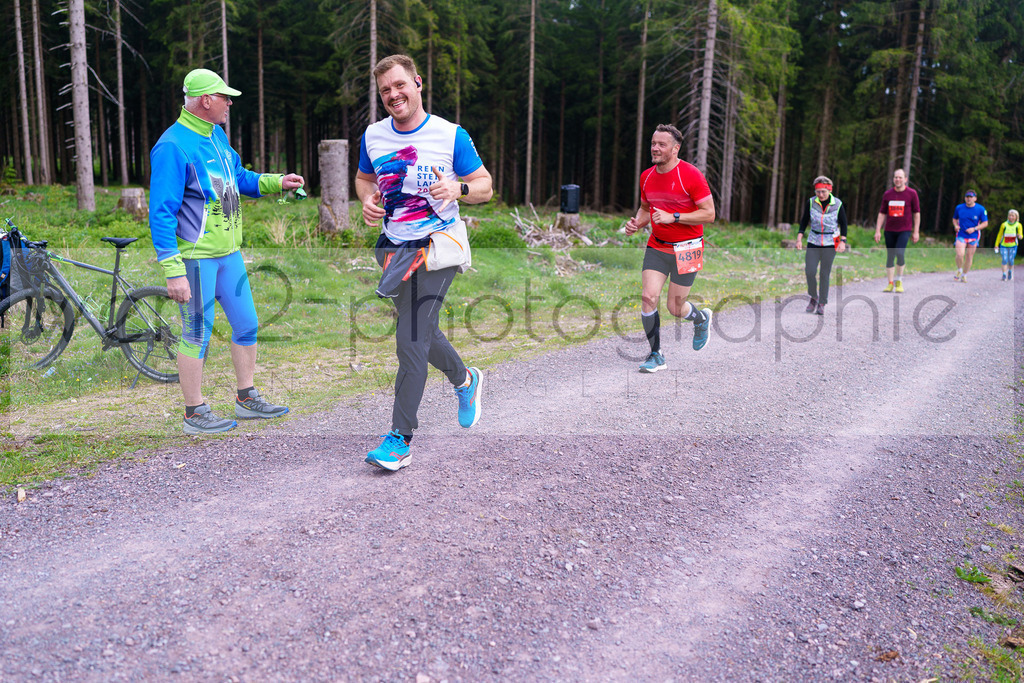 Rennsteiglauf Marathon 2025 | Marathon von Neuhaus/Rwg. nach Schmiedefeld/Rstg. am 17. Mai 2025