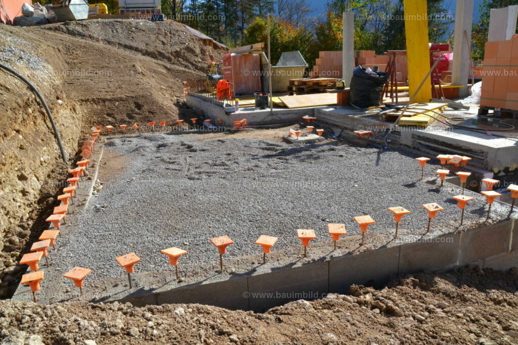 bib-lg04-betonarbeiten-0536 | Nach LV-Leistungsgruppen sortierte Detailfotos über den Bau eines Hauses. Alle Hausbau-Bilder direkt vom Urheber und Autor der Website Haus-Selber-Bauen.com