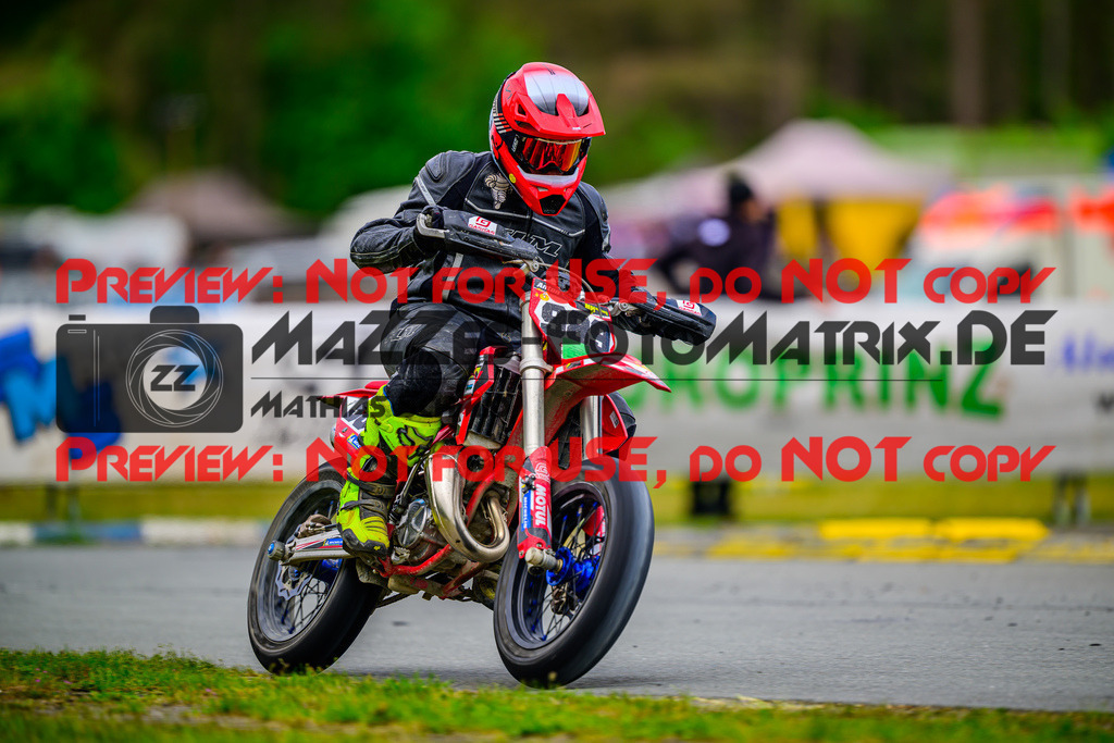 MaZZes_Fotomatrix_20250504_6007705_0523 | ROOKIES