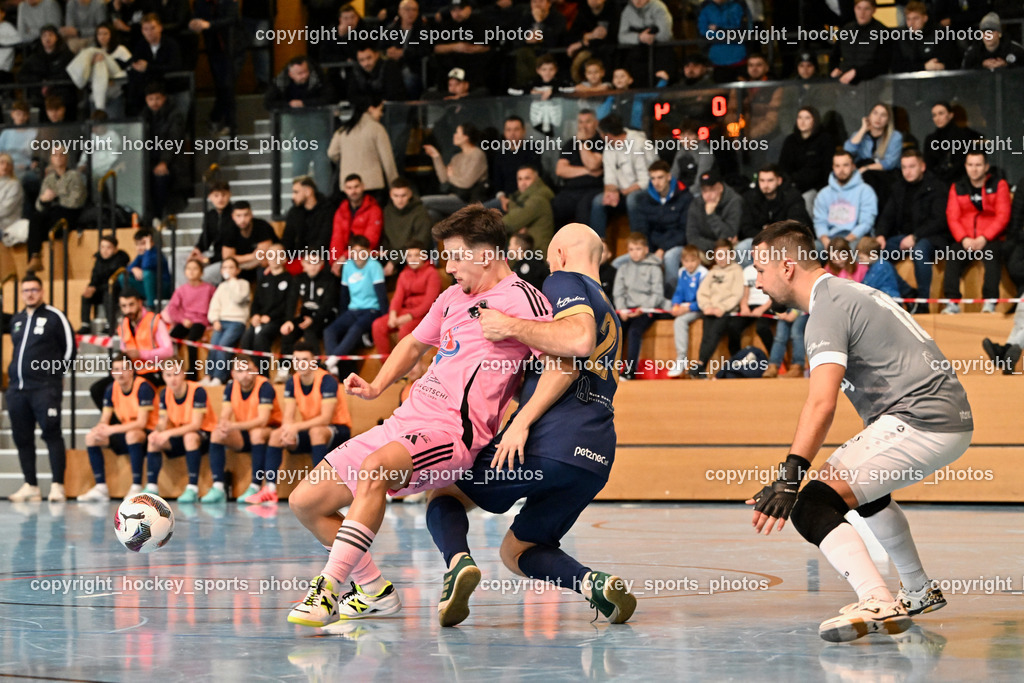Carinthia Flamengo Futsal Club vs. Futsal Klagenfurt | #17 Hasan Kupinic Carinthia Flamengo, #20 Marko Mrsic Futsal Klagenfurt, #18 Vladimir Kajkut Futsal Klagenfurt, Carinthia Flamengo Futsal Club vs. Futsal Klagenfurt, Carinthia Flamengo Futsal Club vs. Futsal Klagenfurt am 01.12.2024 in Klagenfurt (Ballspielhalle Viktring), Austria, (Photo by Bernd Stefan)