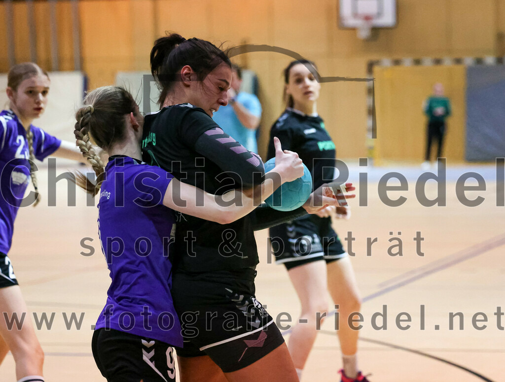 2023-02-25_044_SpVgg_Altenerding_III_gegen_TSV_Wartenberg_II | Erding, Deutschland, 25.02.2023:
Handball, Bezirksklasse Frauen Staffel Mitte 2022 / 2023, 13. Spieltag, SpVgg Altenerding III gegen TSV Wartenberg II, Endergebnis: 23:26

Foto: Christian Riedel / fotografie-riedel.net