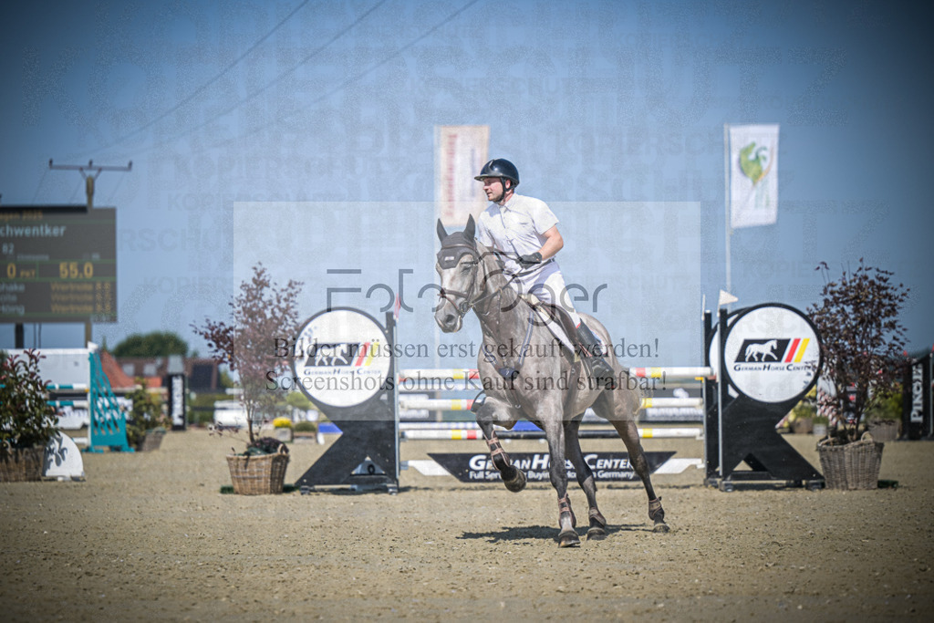 DOS_1256 | Entdecke hochwertige Reitturnierfotos von Foto Oger. Professionell, emotional und authentisch – jetzt Lieblingsmomente im Shop bestellen.Deutschlandweite Turnierfotografie. - Realisiert mit Pictrs.com