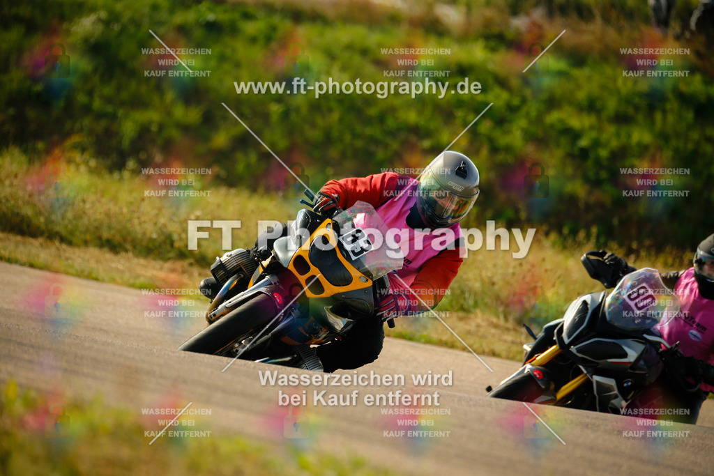 _MOT6333 | Hier findet Ihr Bilder von Touristenfahrten auf der Nürburgring Nordschleife oder von anderen Veranstaltungen die ich besucht habe. Viel Spass beim Durch Schauen 