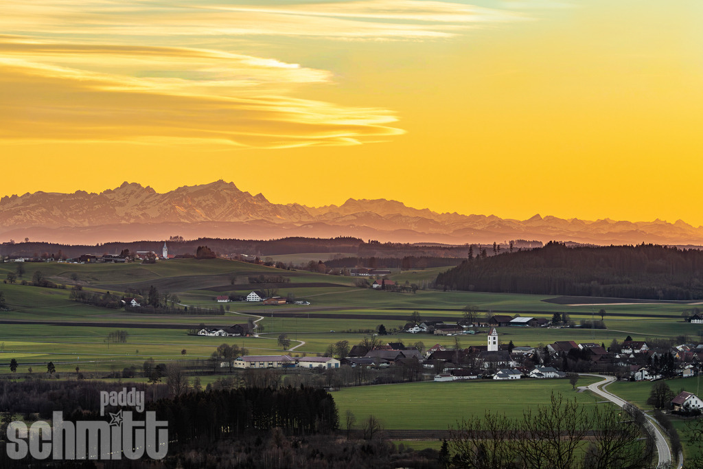 PS-Willerazhofen-2026-01 | Entdecke die größte Bildgalerie der Region mit Fotografien aus dem Allgäu, der Bodenseeregion, Oberschwaben, dem Donautal und der Schwäbischen Alb. Landschaften, Luftaufnahmen und Reisefotografie als Wandbild und Fotokunst. - Realisiert mit Pictrs.com