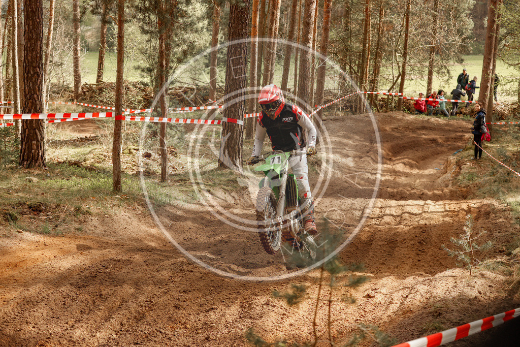 4TaktLauf1-305 | koppe-media - Realisiert mit Pictrs.com