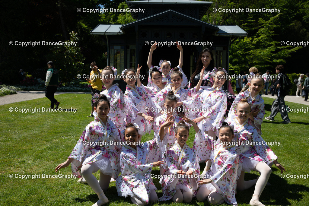 GPHY3846 | DanceGraphy - Realisiert mit Pictrs.com