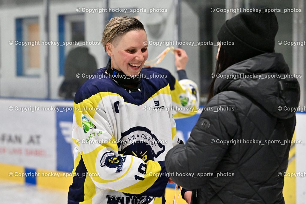 WILDCATS PATERNION & Lady Hawks Siegerehrung-Meisterfeier | #10 Domenig Verena WILDCATS PATERNION, Medailienübergabe, WILDCATS PATERNION &amp; Lady Hawks Siegerehrung-Meisterfeier, WILDCATS PATERNION &amp; Lady Hawks Siegerehrung-Meisterfeier am 12.03.2025 in Steindorf (Ossiachersee Halle), Austria, (Photo by Bernd Stefan)