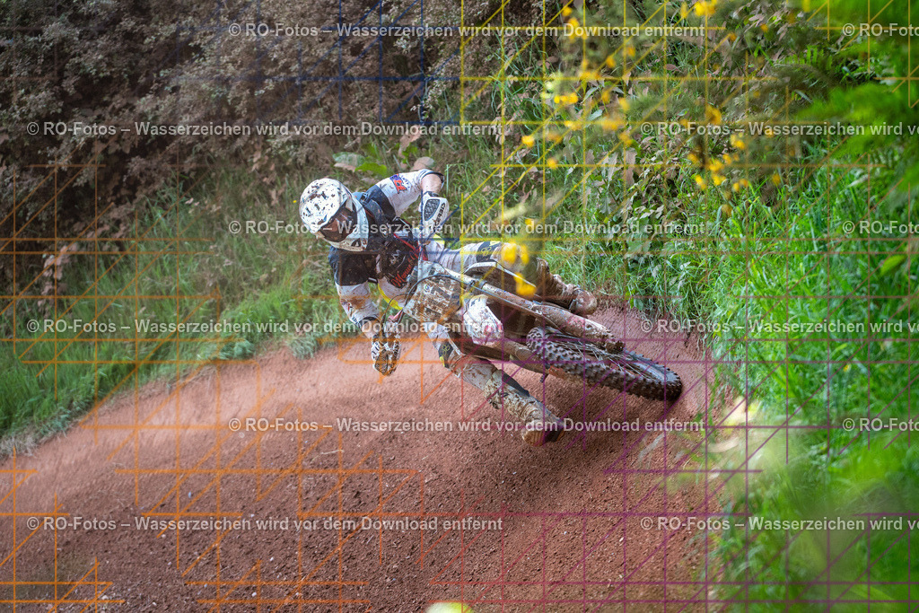 Wolfshausen 4 Lauf -1304 | Sportfotografie von RO-Fotos: Motorsport, Motocross, Enduro, Laufveranstaltungen und Triathlon. Professionelle Fotos von Sportlern und Events. - Realisiert mit Pictrs.com