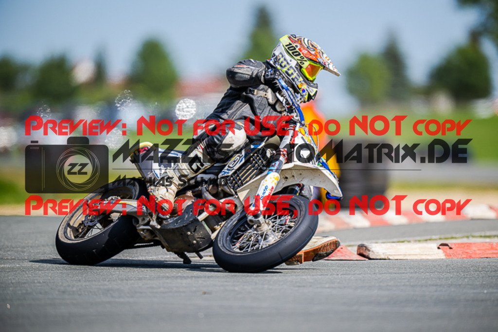 MaZZes_FotoMatrix_220903_3783 | S3