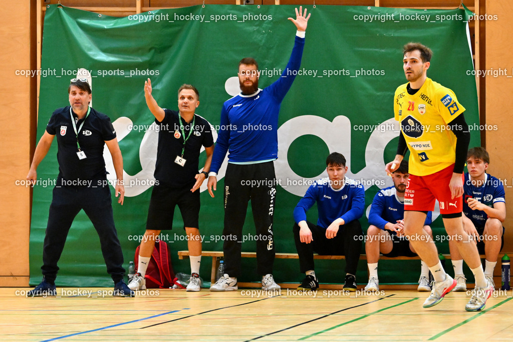 SC Ferlach vs. UHK Krems | Headcoach SC Ferlach BEGUS Robert, Betreuer SC Ferlach Hoezl Christoph, #96 KONECNY Micha Martin SC Ferlach, #28 Munzinger Luca UHK KREMS, SC Ferlach vs. UHK Krems, SC Ferlach vs. UHK Krems am 02.05.2026 in Ferlach (Ballspielhalle Ferlach), Austria, (Photo by Bernd Stefan)