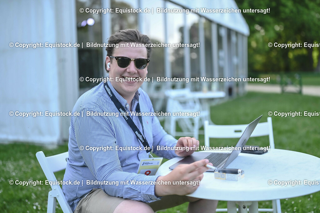 D78_3818 | equistock