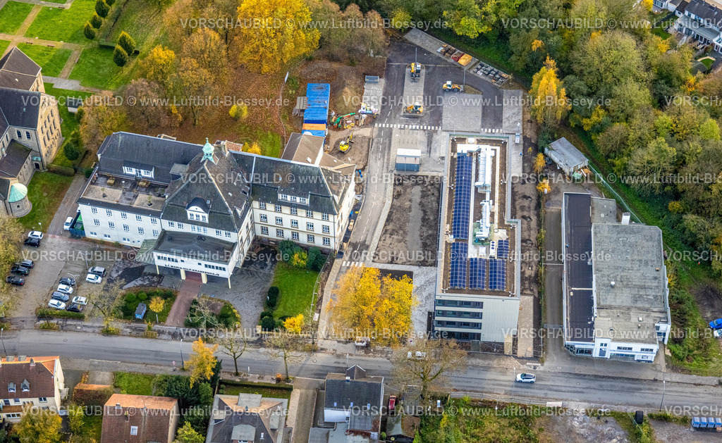 Bochum231102198 | Luftbild, St. Maria-Hilf-Krankenhaus und Klinik, herbstliche Laubbäume, Bergen, Bochum, Ruhrgebiet, Nordrhein-Westfalen, Deutschland