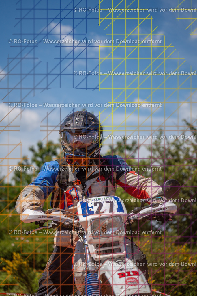 Wolfshausen 2 Lauf -1398 | Sportfotografie von RO-Fotos: Motorsport, Motocross, Enduro, Laufveranstaltungen und Triathlon. Professionelle Fotos von Sportlern und Events. - Realisiert mit Pictrs.com