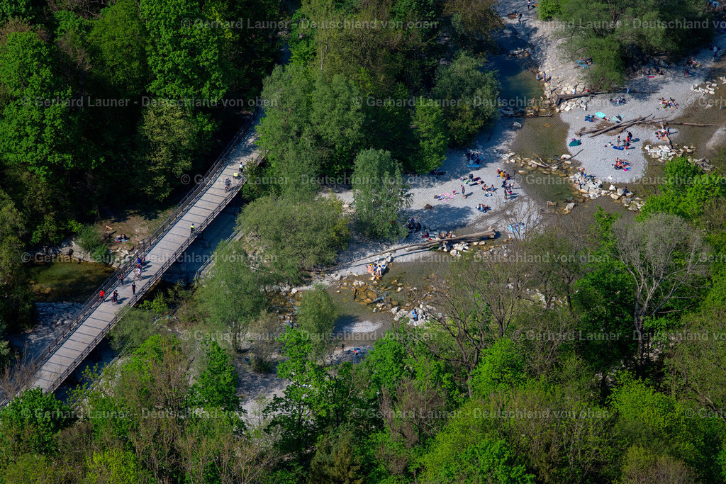 4025054 | Freizeit auf den Flaucher Inseln an der Isar, München