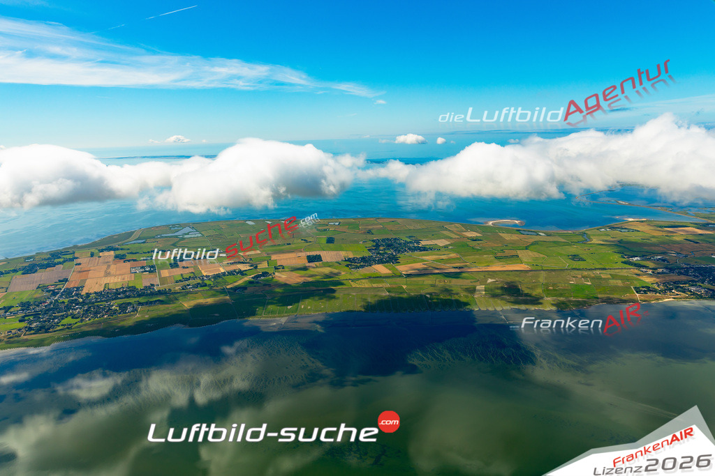 Die Luftaufnahme Archsum - Sylt wurde 2022 vom Flugzeug aus (keine Drohne) erstellt. Hohe Auflösung -für große Poster und Wandbilder geeignet - Garantiert!