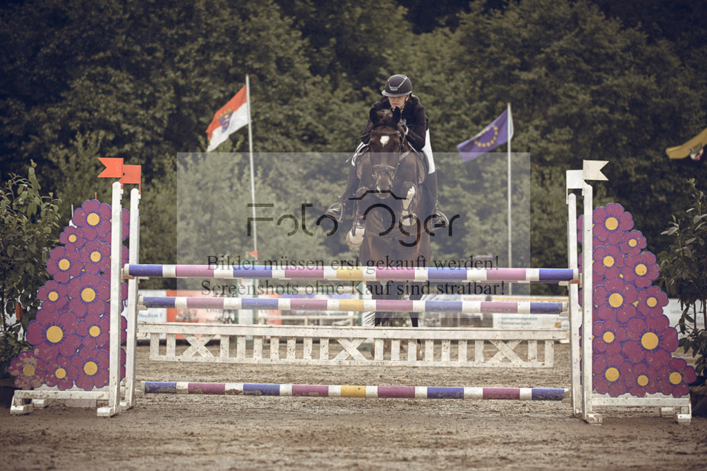20240530-DOS_2217 | Entdecke hochwertige Reitturnierfotos von Foto Oger. Professionell, emotional und authentisch – jetzt Lieblingsmomente im Shop bestellen.Deutschlandweite Turnierfotografie. - Realisiert mit Pictrs.com