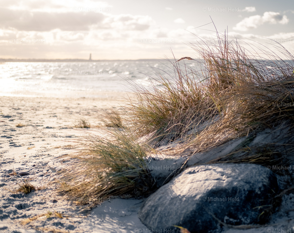 Ostseestrand bei Kiel | Profi-Fotos über Schleswig-Holstein und dem ganzen Norden für Büro, Hotel, Ferienhaus, Ferienwohnung, Wohnzimmer, Arztpraxis uvm. jetzt bestellen. - Realisiert mit Pictrs.com