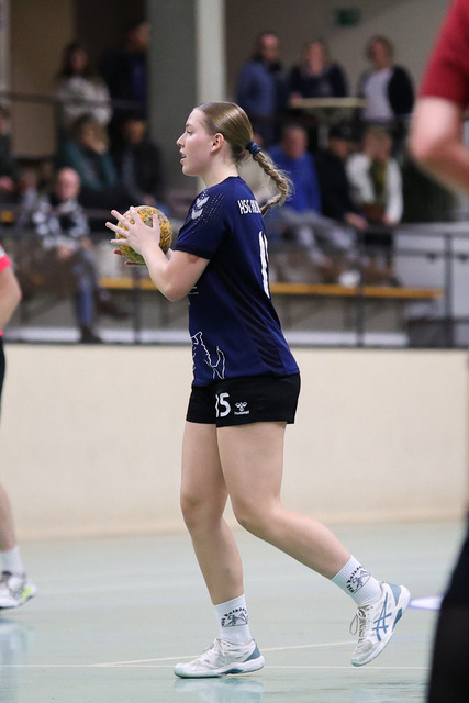 Handball I Damen I Saison 2025-2026 I Verbandsliga Süd I HSG Kalkberg 06 - MTV Dänischenhagen I 14.12.2025.166 | Hannah Zickermann (15, HSG Kalkberg 06) - Realisiert mit Pictrs.com