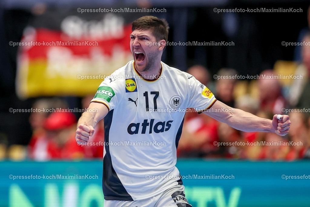 EHF22012601116 | 22.01.2026, Handball, Men's EHF EURO 2026, Deutschland - Portugal, Jyske Bank Boxen in Herning, Dänemark, Main Round:  Lukas Zerbe (Germany #17)  jubelnd