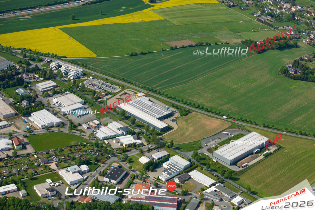 Die Luftaufnahme Hartmannsgrün - Treuen wurde 2022 vom Flugzeug aus (keine Drohne) erstellt. Hohe Auflösung -für große Poster und Wandbilder geeignet - Garantiert!