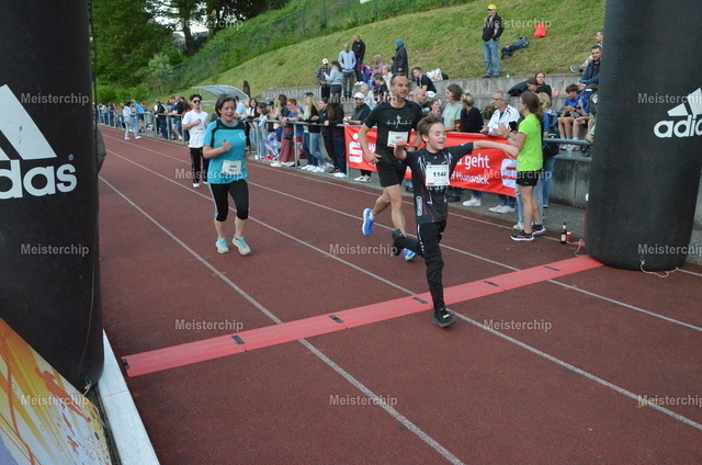 19-39-48_ | Meisterchip Fotoshop - Realisiert mit Pictrs.com