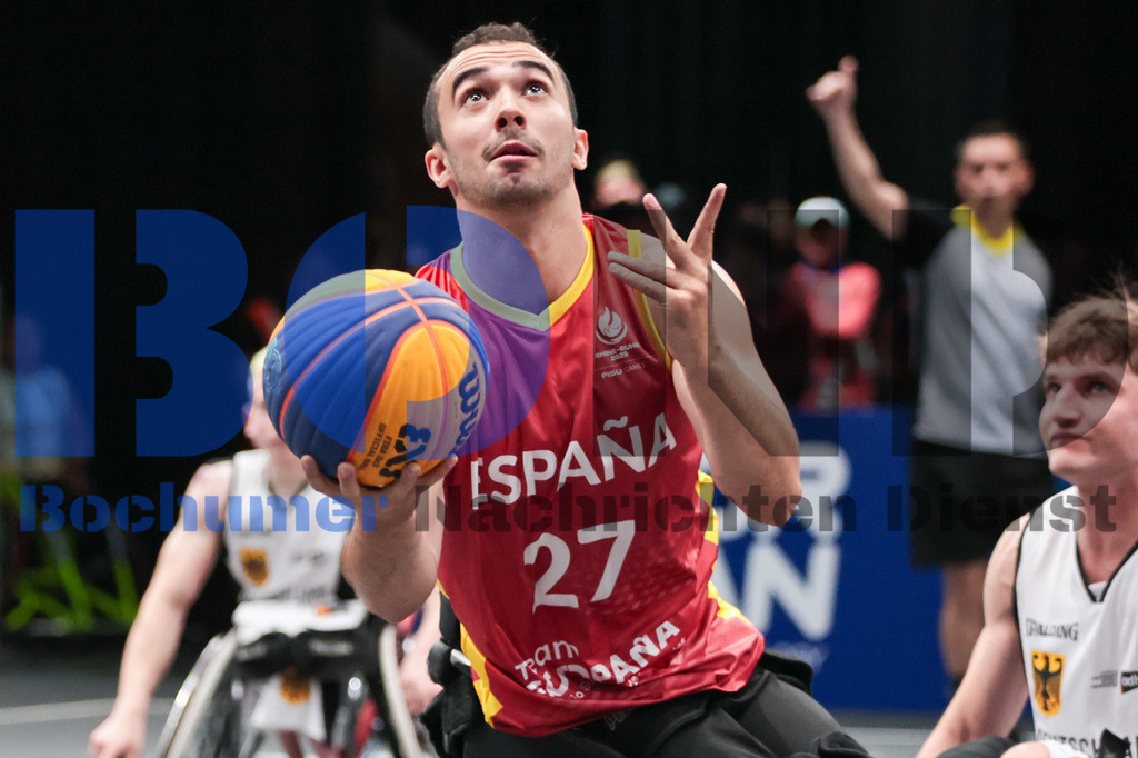 SES_TTG3X320250717-95 | bond - Realisiert mit Pictrs.com