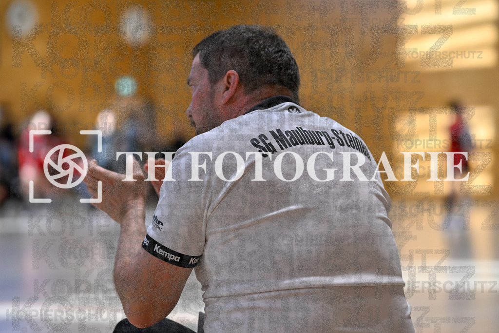 GER, SG Maulburg/Steinen - HB Kinzigtal, Frauen-Handball, Oberliga Suedbaden, 21. Spieltag, Saison 2024/2025, 06.04.2025 | Karsten Haas (SG Maulburg Steinen, Trainer)GER, SG Maulburg/Steinen - HB Kinzigtal, Frauen-Handball, Oberliga Suedbaden, 21. Spieltag, Saison 2024/2025, 06.04.2025Foto: TH Fotografie/Thomas Hess