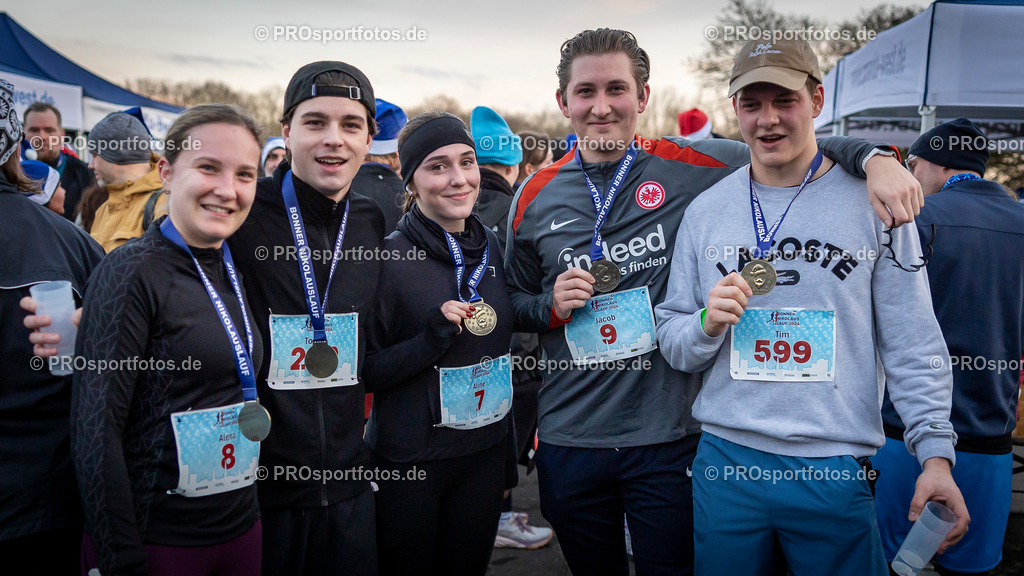 Bonner Nikolauslauf in Bonn, 08.12.2024 | Impressionen vom Bonner Nikolauslauf am 08.12.2024 in Bonn (Freizeitpark Rheinaue). Foto: BEAUTIFUL SPORTS/Axel Kohring