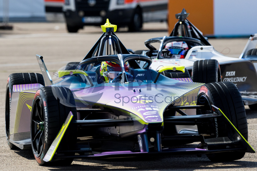 GEPA-20230423-101-147-0205 | BERLIN,GERMANY,23.APR.23 - MOTORSPORTS, FORMEL E - E-Prix of Berlin, Berliner Tempelhof Airport Circuit. Image shows Robin Frijns (NED / ABT). 
Photo: GEPA pictures/ Matthias Trinkl