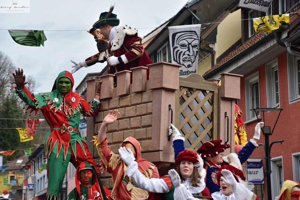 FasMontag _24-012-RA | Fotoblog Schwarzwald, Foto Blog Wiesental, Pfaffenberg, Winterzauber, Zeller Bergland, Zell im Wiesental, Fotoblog Wiesental, Landschaftsfotos, Bilder Wiesental, Natur, Naturbilder, Fastnacht, Zeller Fastnacht, Zeller Fasnacht, Zeller Bergland, Belchen, - Realisiert mit Pictrs.com