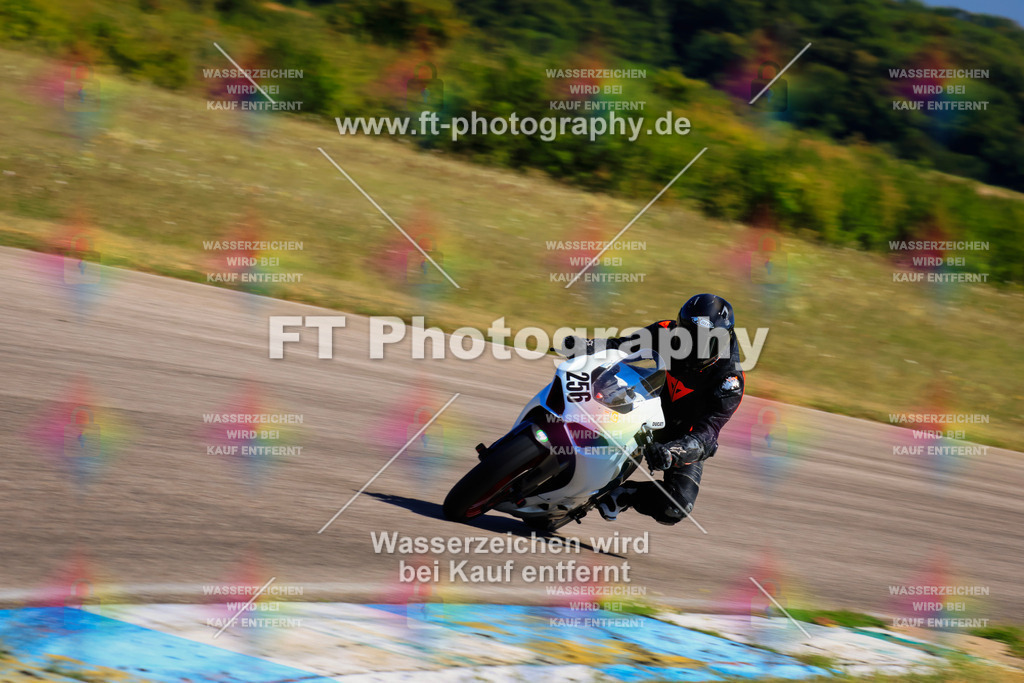 _NNN0486 | Hier findet Ihr Bilder von Touristenfahrten auf der Nürburgring Nordschleife oder von anderen Veranstaltungen die ich besucht habe. Viel Spass beim Durch Schauen 