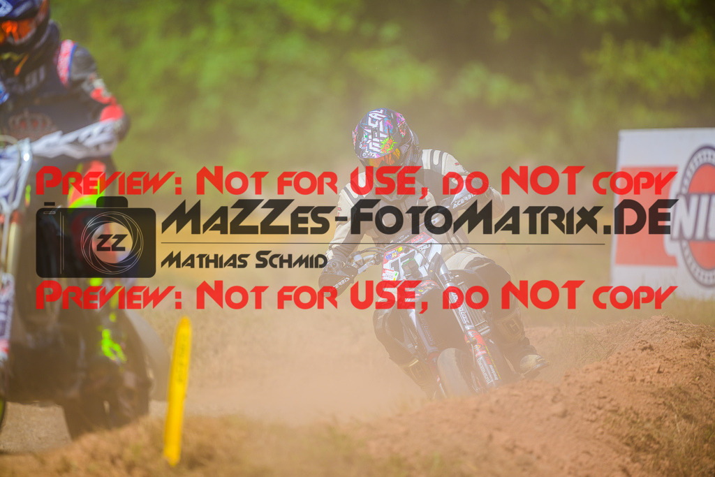 MaZZes_FotoMatrix_240816_6007705_9926 | S5