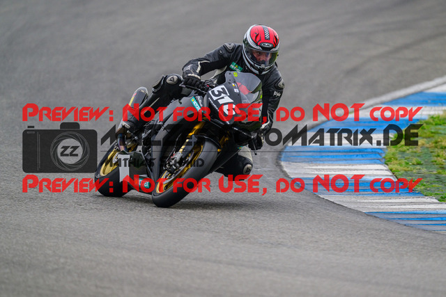 MaZZes_FotoMatrix_240521_6007705_0924 | WEISS