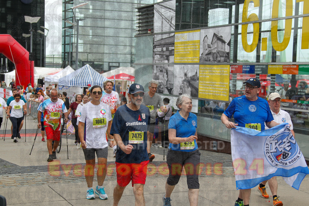 250920_1302_EV4_5136 | Sportfotografie im Rhein-Sieg Kreis, Köln, Bonn, NRW, Rheinland Pfalz, Hessen, etc. Unser Tätigkeitsfeld umfasst den Laufsport vom Volkslauf über den Marathon, Duathlon, Triathon bis zum Ultralauf wie Kölnpfad Ultra oder Schindertrail.
