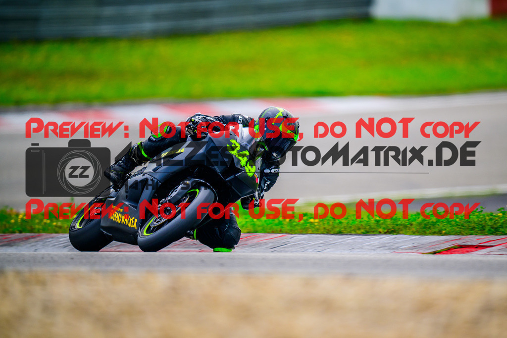 MaZZes_FotoMatrix_240910_6007705_9417 | WEISS