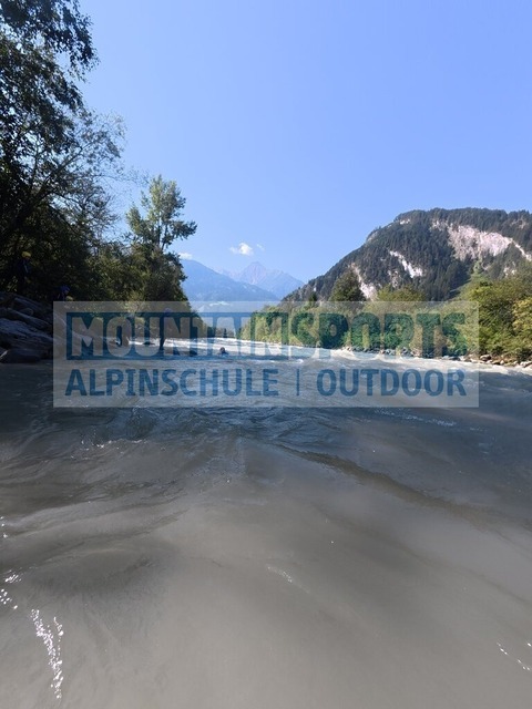 DJI_20260813100953_0039_D | Bestelle die Bilder deines Berg- oder Wasser-Abenteuers mit Mountain Sports bequem von zu Hause aus direkt über unseren Online Fotoshop von pictrs.com. - Realisiert mit Pictrs.com