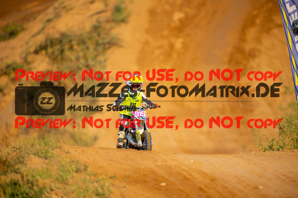 MaZZes-Fotomatrix-20260815-598750 | ROOKIES