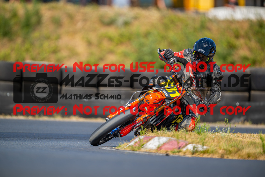 MaZZes-Fotomatrix-20260815-597572 | S2