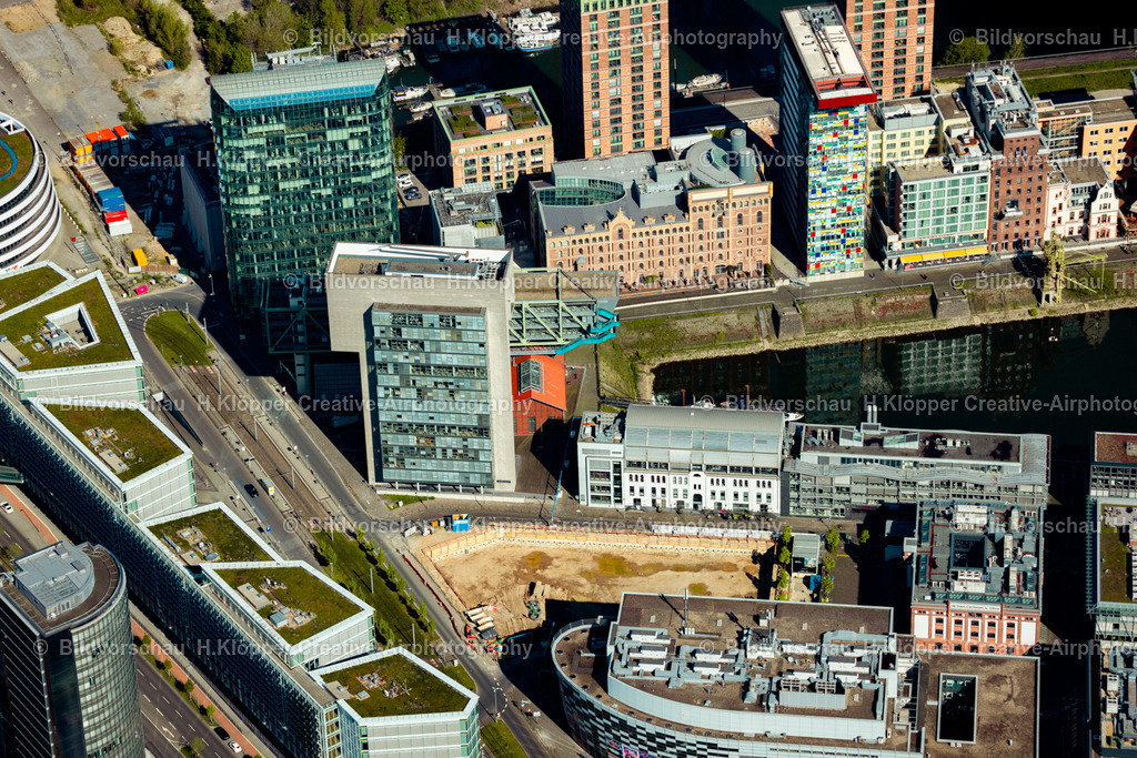 Luftbild Medienhafen Düsseldorf - | Luftbildfotografie Hermann Klöpper/ Creative-Airphotography - Realisiert mit Pictrs.com