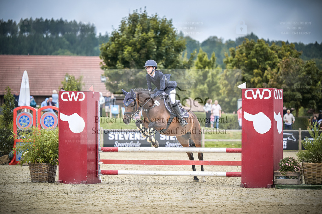 DOS_0611 | Entdecke hochwertige Reitturnierfotos von Foto Oger. Professionell, emotional und authentisch – jetzt Lieblingsmomente im Shop bestellen. - Realisiert mit Pictrs.com