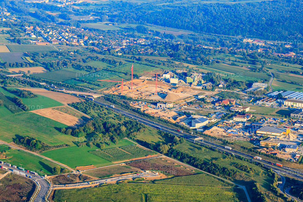 Luftbild: Baustelle Möbelzentrum Pforzheim und Wohnfabrik / Wohnfühl Möbel GmbH im Ortsteil Eutingen in Pforzheim im Bundesland Baden-Württemberg in Deutschland. – Foto: IMG_59893.jpg vom 24.09.2013 durch Werner Riehm/FLY-FOTO.de – Auflösung des Originals: 4752 x 3168 px – Möbelzentrum Pforzheim - Möbelzentrum Pforzheim – Visa