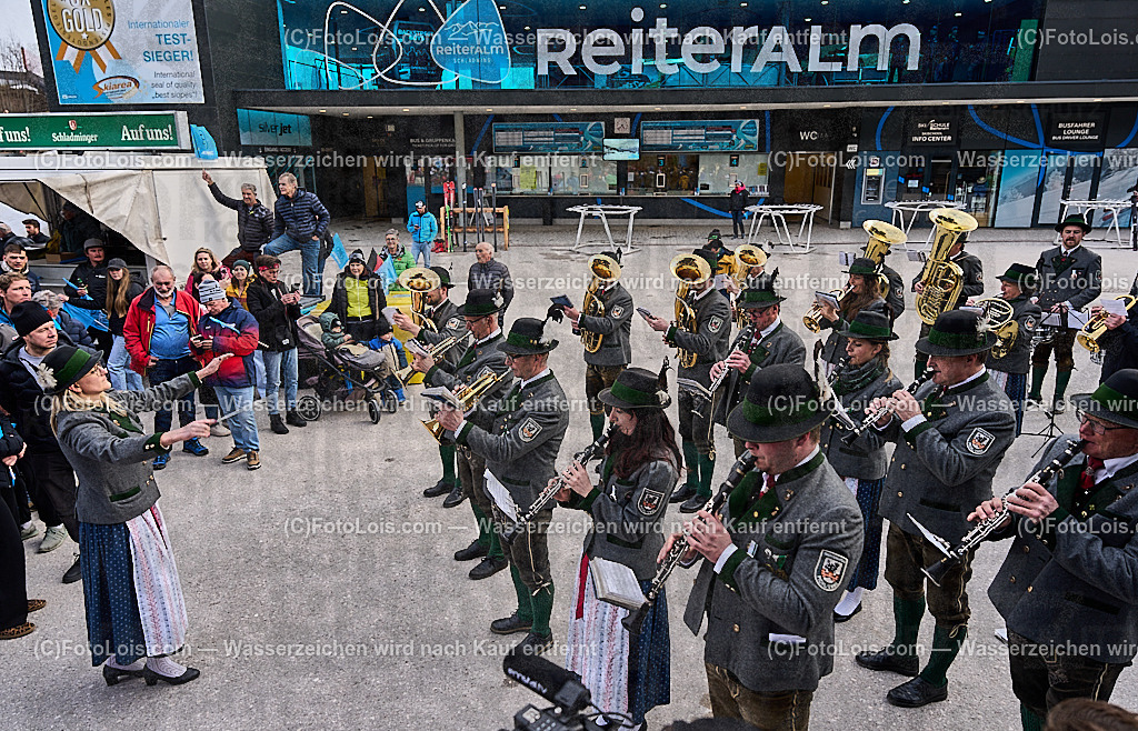 _ALP0256_MASTERS-WM_Reiteralm_EROEFFNUNG | Hochzeitsfotograf mit dem Blick für´s Wesentliche, Firmung, Erstkommunion, Firmenfeiern, Sportfotoservice, Reproduktionen, Konzertfotografie, Pressefotografie, Luftbildfotografie, Innenarchitektur, Werbefotografie, Sponsoren-Livebildfotografie.