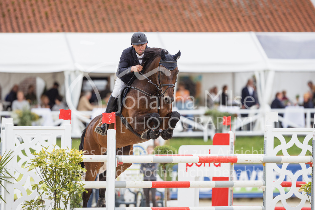 230730_BHO_GrosserPreis-514 | Deine schönsten Turniermomente als professionelle Fotos! Entdecke hochwertige Pferdesport-Fotografie im Online-Shop. Jetzt Fotos finden & bestellen!