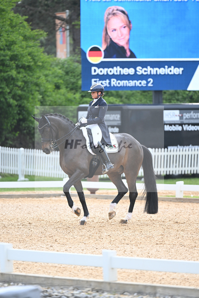 Schneider_First Romance_11232912 | hf-fotografie - Realisiert mit Pictrs.com