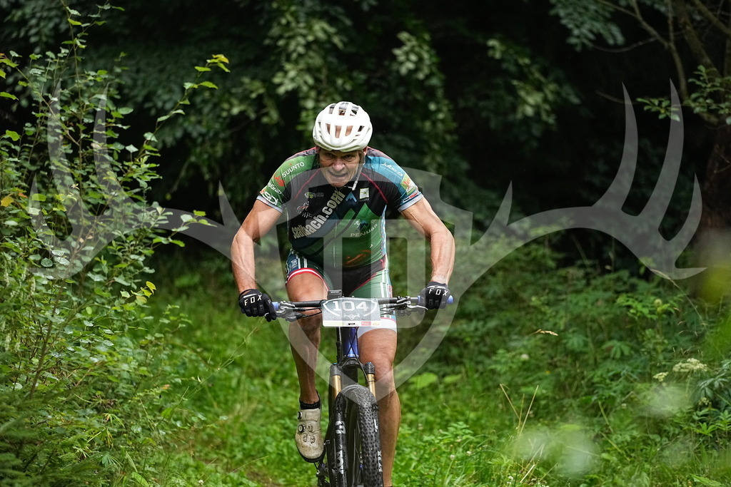 FC109533 | Fotogalerie der Treibjagd im Dunkelwald - Dein MTB Etappenrennen im Erzgebirge - Realisiert mit Pictrs.com