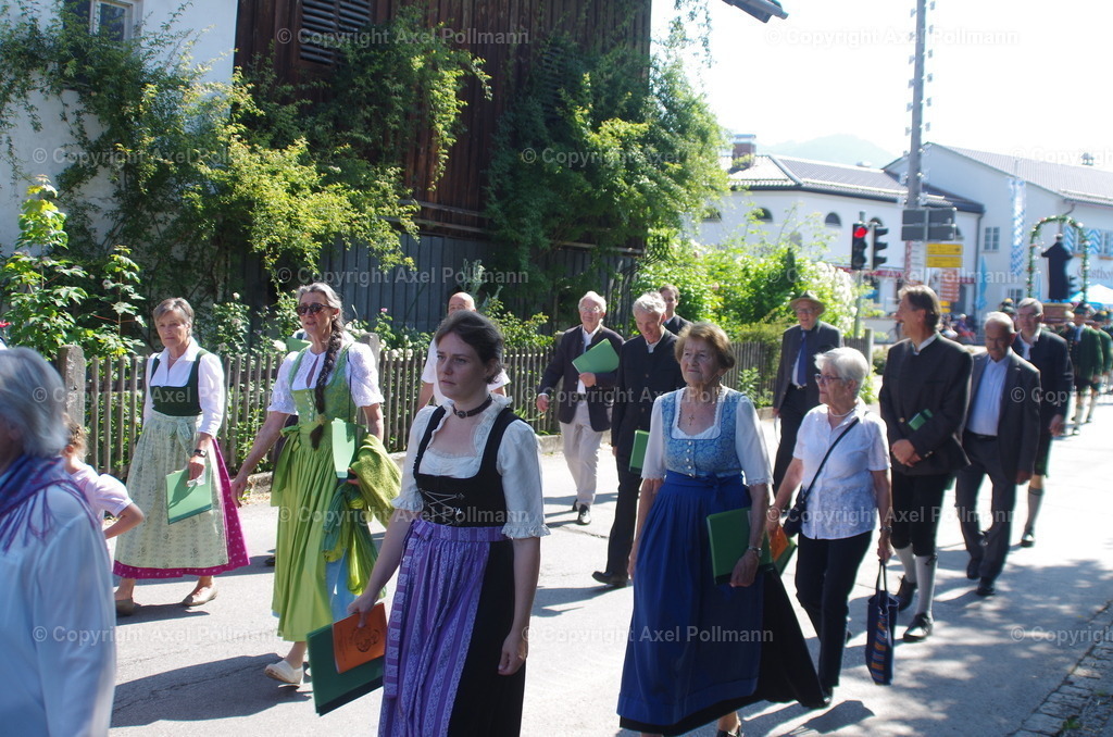 IMGP4071 | fotografiert von Axel PollmannLeonhardi Wallfahrt Benediktbeuern und Murnau, Fronleichnam, Fasching, Landschaft im Loisachtal und Benediktbeuern  - Realisiert mit Pictrs.com