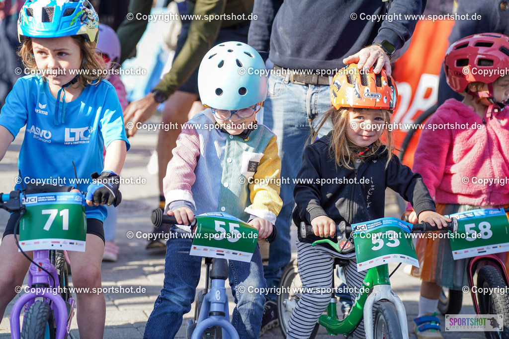 084_DSC00667 | Neusiedlersee Radmarathon 2026@sportshot_your_pictrs #yourpictures#roadtowm2029 #nrm #neusiedlerseeradmarathon #neusiedlersee #neusiedlerseetourismus #burgenland #mörbisch #nrm26 #burgenlandtourismus #voglundco #poweredbyburgenlandtourismus #radsport #rad #marathon #ucigranfondo #visitburgenland #ucigranfondoworldseries